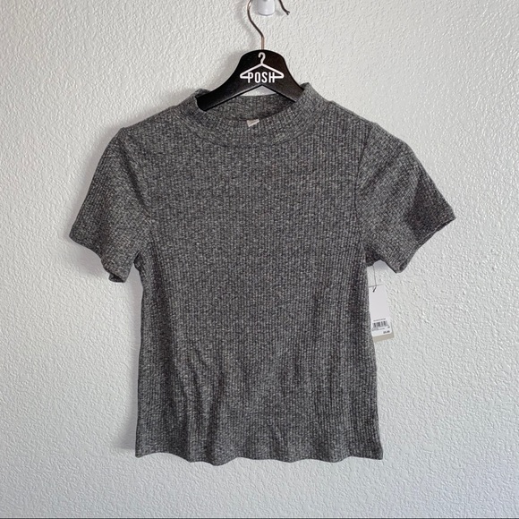 BP grey top - Picture 2 of 7